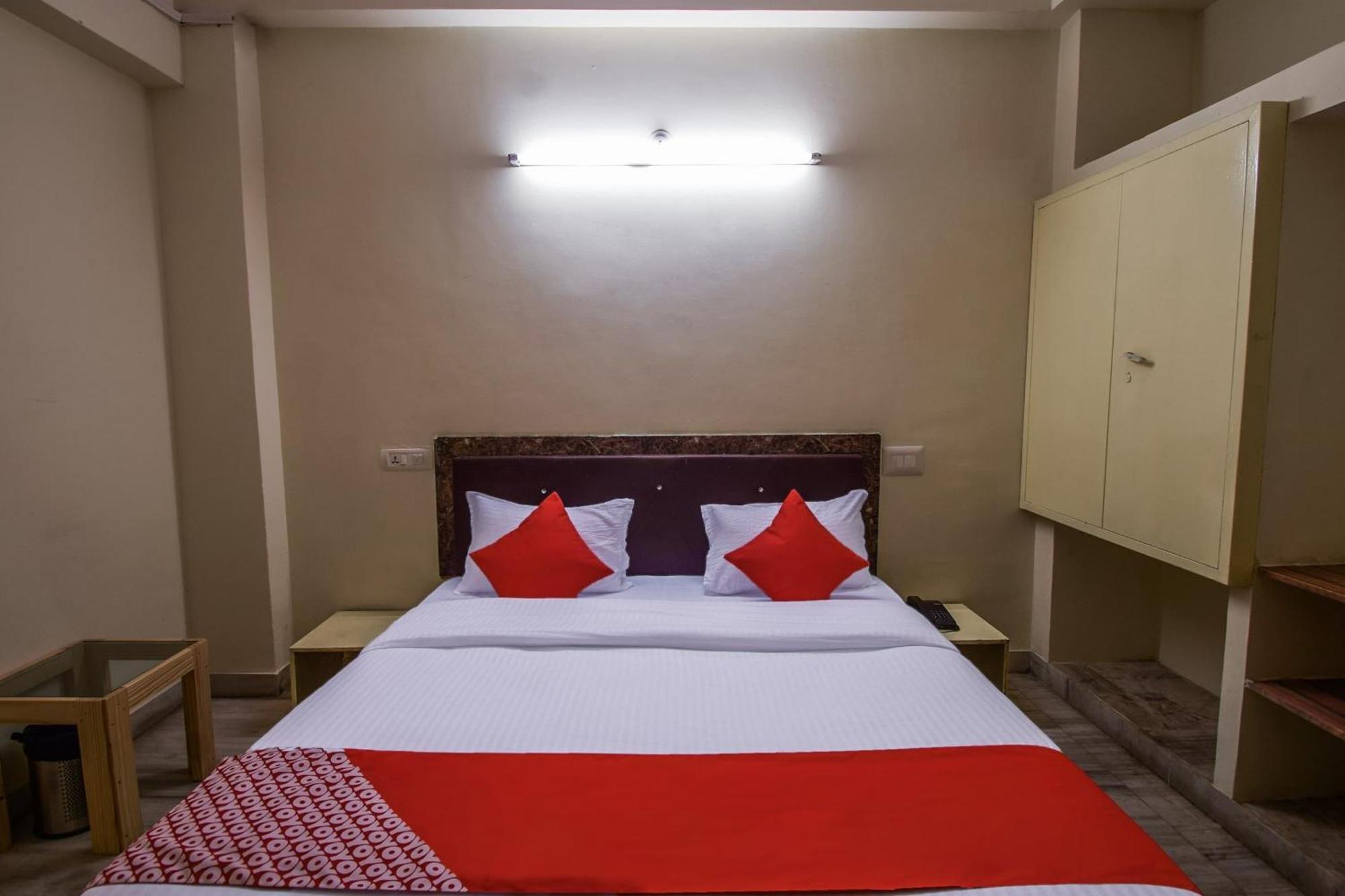 OYO 15212 Hotel Seema Udaipur Exterior foto