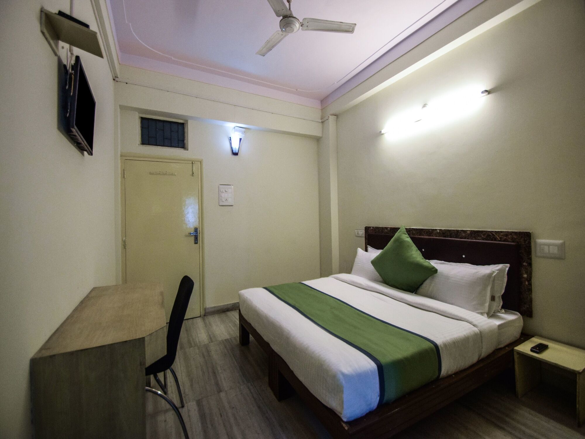 OYO 15212 Hotel Seema Udaipur Exterior foto